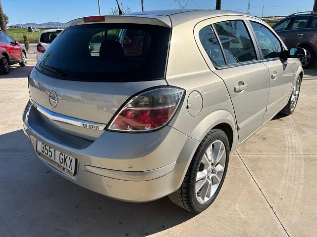 OPEL ASTRA ELITE 1.9 CDTI AUTO SPANISH LHD IN SPAIN ONLY 55000 MILES SUPERB 2009
